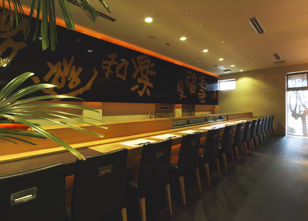 完全予約檜カウンターコース